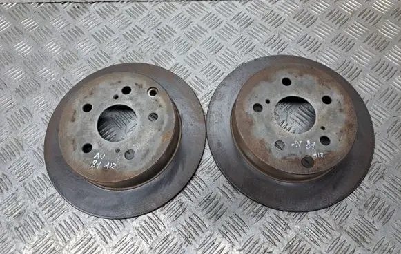 Toyota Avensis T250 Rear brake disc 4243105050