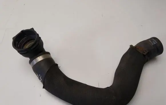 Audi A6 S6 C6 4F Engine coolant pipe/hose 4F0121053J