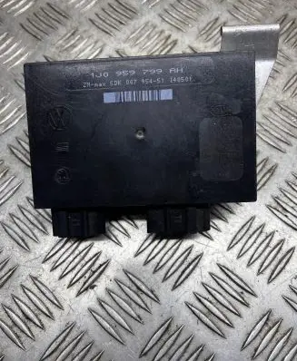 Volkswagen Golf IV Comfort/convenience module 5DK00795451