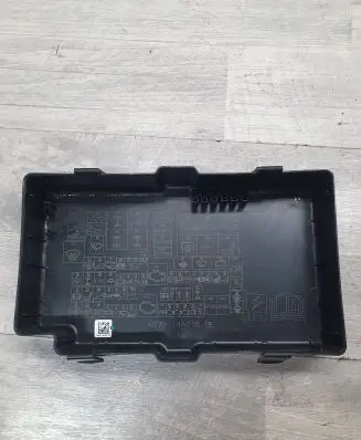 Ford Ranger Fuse box cover AB3914A076BE