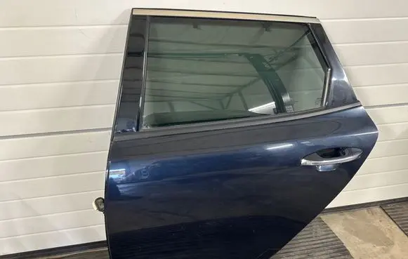 KIA Optima Rear door