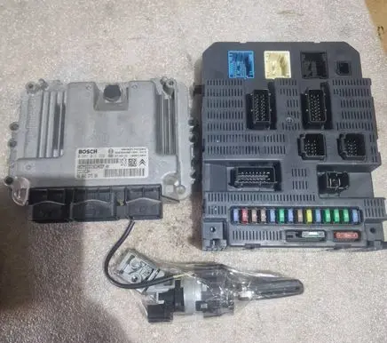 Peugeot 308 Engine ECU kit and lock set 9653958980 0281013332 9664257580