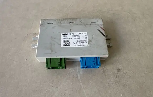 BMW i4 Suspension control unit/module 8867450