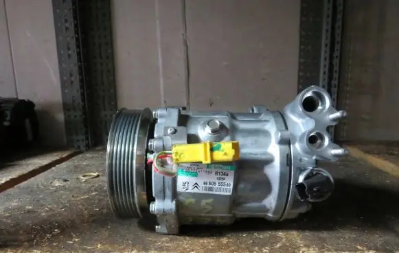 Citroen C5 Air conditioning (A/C) compressor (pump) 9660555580