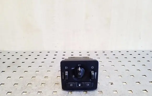Light switch