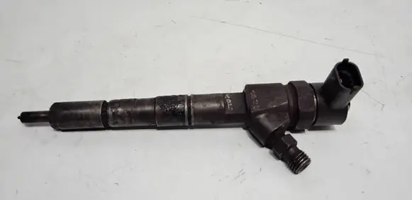 Opel Zafira B Fuel injector 0445110243