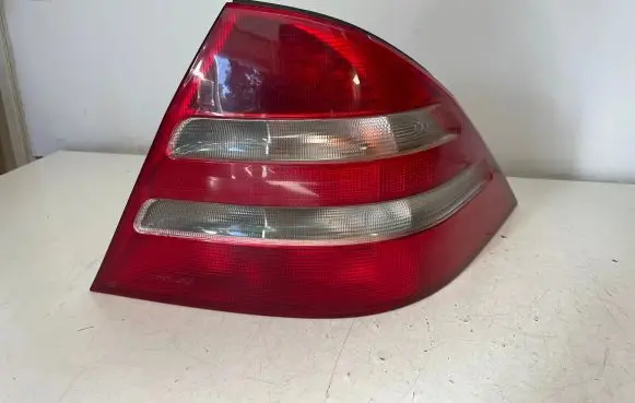 Mercedes-Benz S W220 Rear/tail lights A2208200264