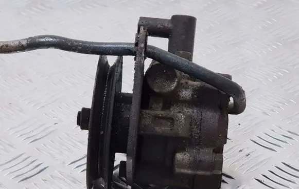 KIA Sportage Power steering pump