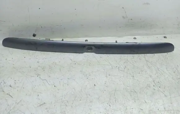 Seat Toledo II (1M) Trunk door license plate light bar 8D9827574