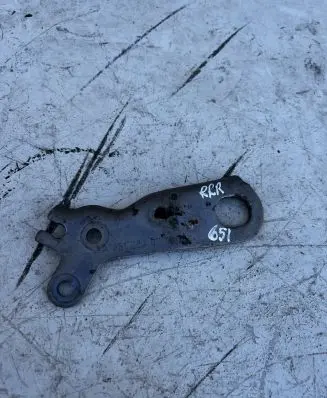 Mercedes-Benz Vito Viano W447 Engine mounting bracket A6512230741