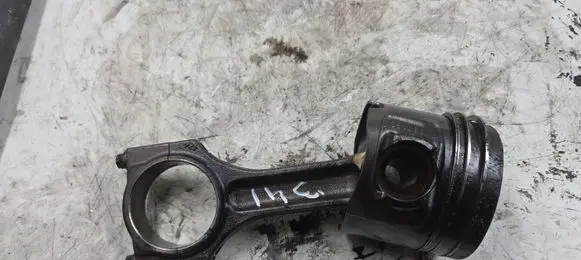 BMW 3 E90 E91 Piston 