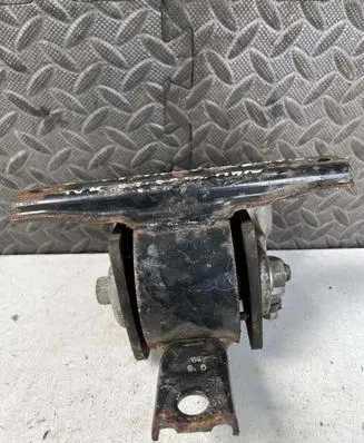 Mitsubishi Outlander Engine mount bracket MN184344