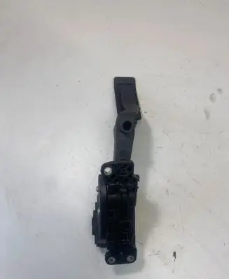 Volkswagen Transporter - Caravelle T5 Accelerator throttle pedal 740918