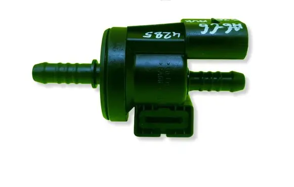 Audi A6 S6 C6 4F Fuel tank valve 06E906517A