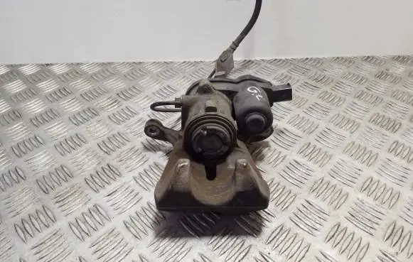 Jeep Cherokee Rear brake caliper 32353472