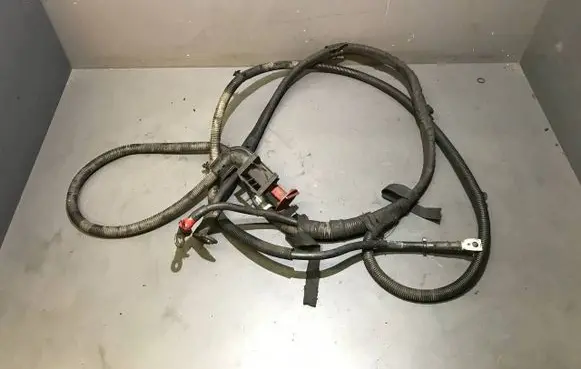 Volkswagen Crafter Positive cable (battery) hvw9064400006
