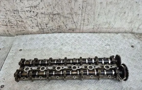 BMW 5 F10 F11 Camshaft 7800044 8575440 8575439