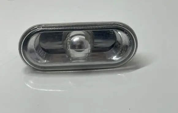 Volkswagen PASSAT B5.5 Front fender indicator light 1J0949117