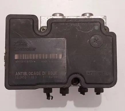 Peugeot 206 ABS Pump 5WK84105 10097011053 P5S3A1872V