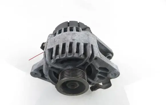 Peugeot 107 Generator/alternator 270600Q020