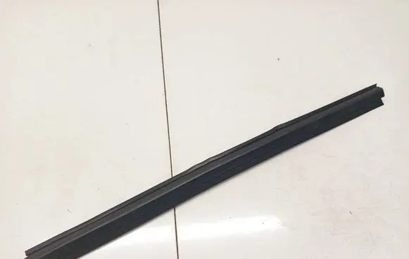 Volvo XC90 Rubber seal rear door 