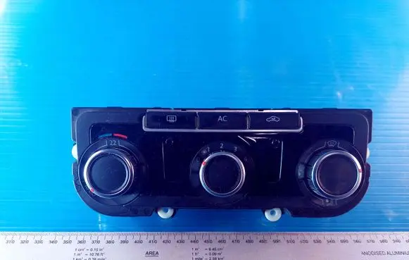Volkswagen Golf VI Climate control unit 5HB00975120 907336AB