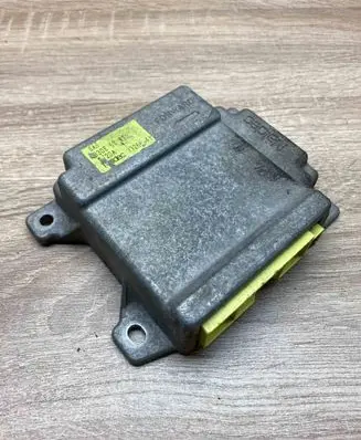 Mazda 323 F Airbag control unit/module B30E57K30