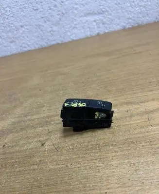 Mercedes-Benz E W212 Central locking switch button A2049058402 F2890