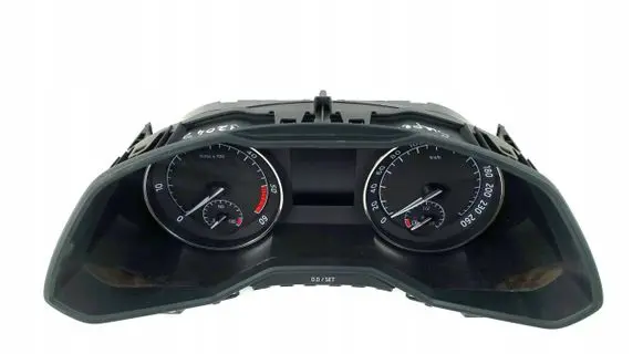 Skoda Superb B8 (3V) Speedometer (instrument cluster) 3V0920741A