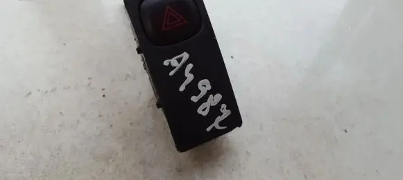 Volvo XC90 Hazard light switch 30739319 09W445