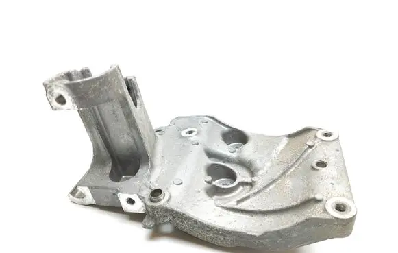 Peugeot 3008 II A/C compressor mount bracket 9823598480