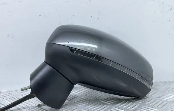 Audi A1 Front door electric wing mirror 