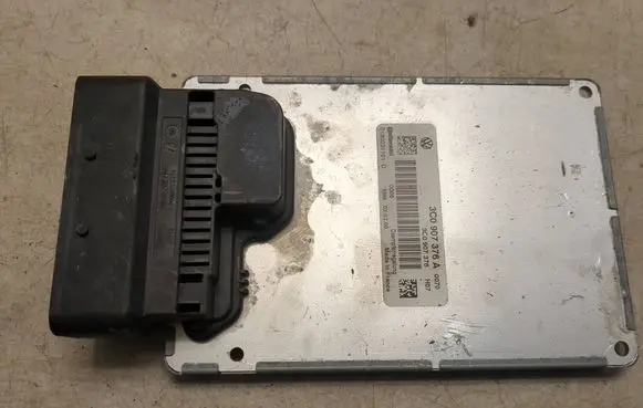 Volkswagen PASSAT B7 Suspension control unit/module 3C0907376A 3C0907376 S180031101D
