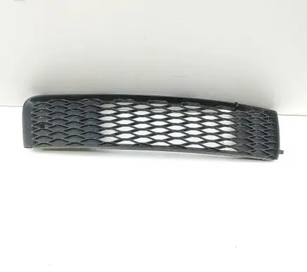 Audi Q7 4L Front grill 4L0807698B