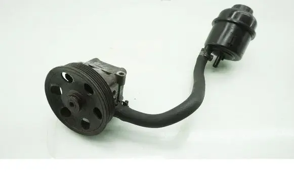 Maserati Coupe Power steering pump 