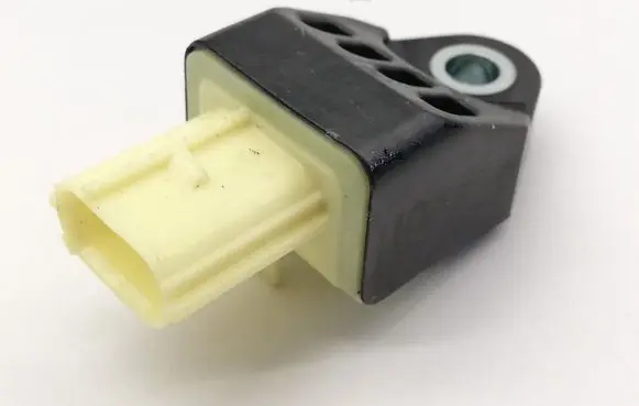 Toyota Auris E180 Airbag deployment crash/impact sensor 8983102140