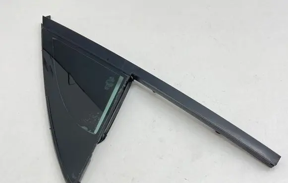 Porsche Cayenne (92A) Front door vent window glass four-door 7P6845113 43R001668
