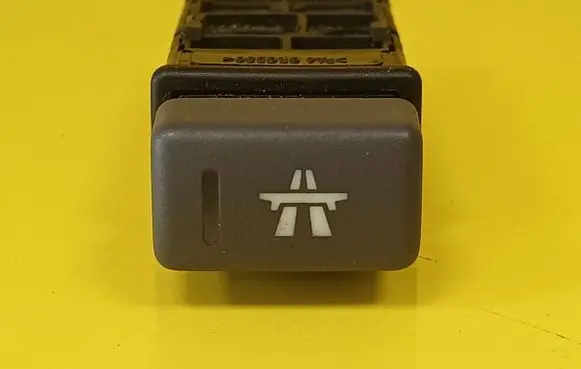 Land Rover Freelander Other switches/knobs/shifts 03035044