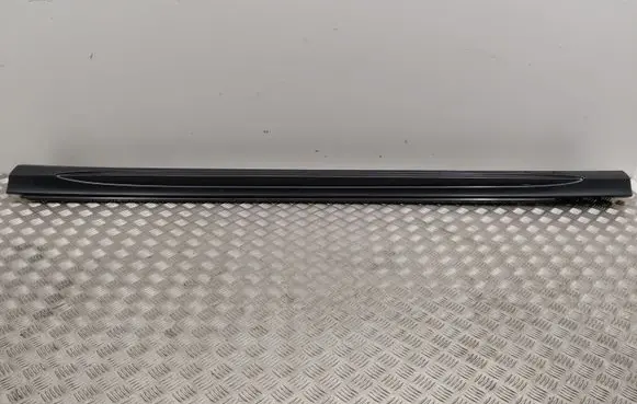 Mercedes-Benz E W212 Sill A21269040