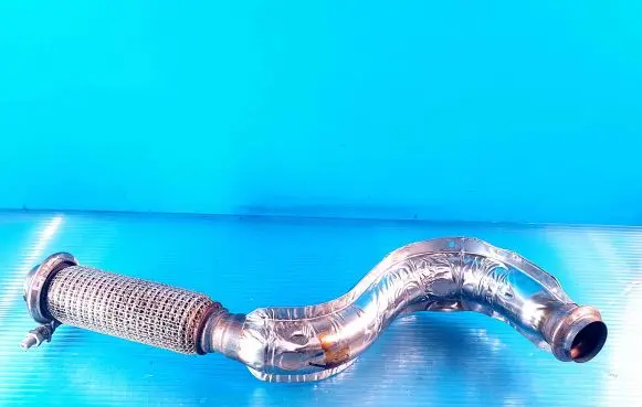 Opel Corsa F Front muffler/silencer 2104323X 33RNZ20