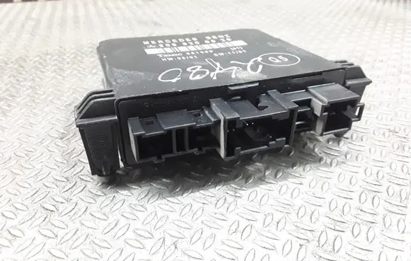 Mercedes-Benz C W203 Door control unit/module 2038206526