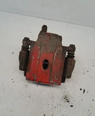 Toyota Prius (NHW20) Front brake caliper