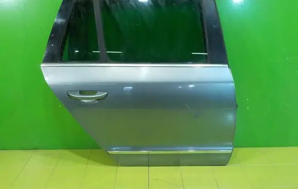 Skoda Superb B6 (3T) Rear door 17AB174
