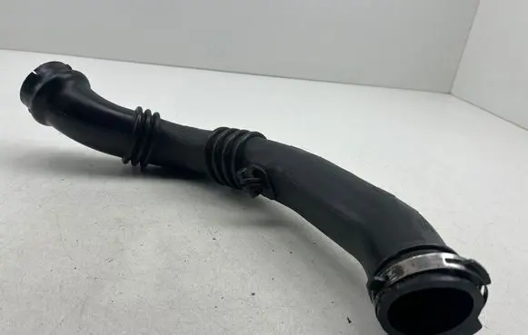 Ford C-MAX I Intercooler hose/pipe 3M516C646UD