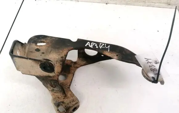 Chrysler Town & Country IV Engine mounting bracket