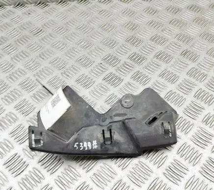 Maserati Levante Headlight/headlamp mounting bracket L90084301