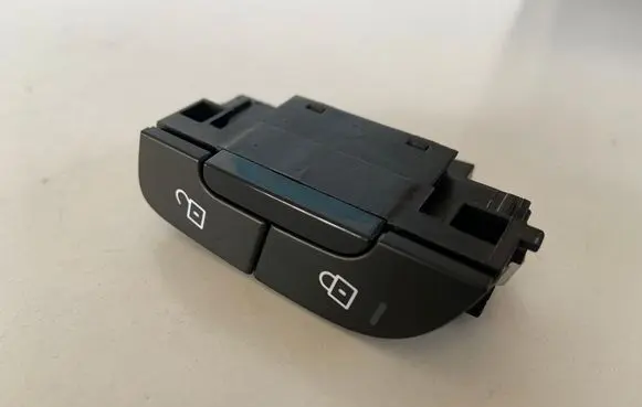Porsche Cayenne (9Y0 9Y3) Central locking switch button 971962125N 971962125N6N3