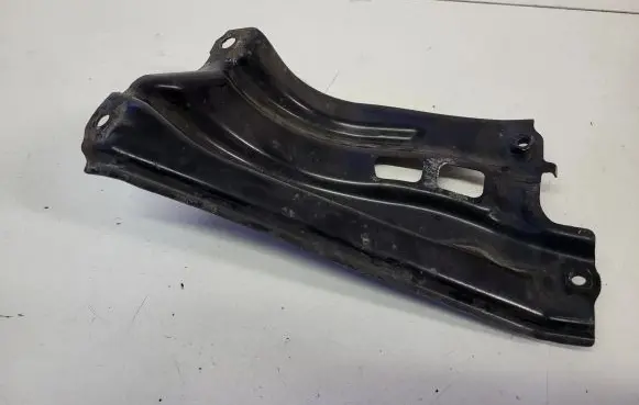 Toyota RAV 4 (XA30) Battery tray 