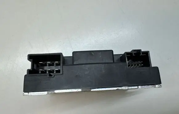 Mercedes-Benz C W205 Fuel injection pump control unit/module A0009006207 A2C53371279 A0009012100