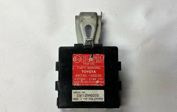 Toyota Avensis T250 Alarm control unit/module 8973005030 2370003180